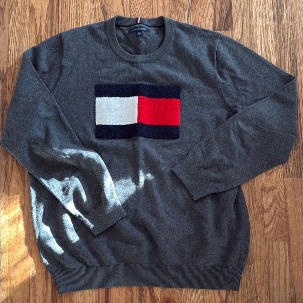 Tommy Hilfiger Gray Sweater with Logo
